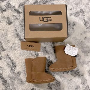 UGG-Baby moccasins
